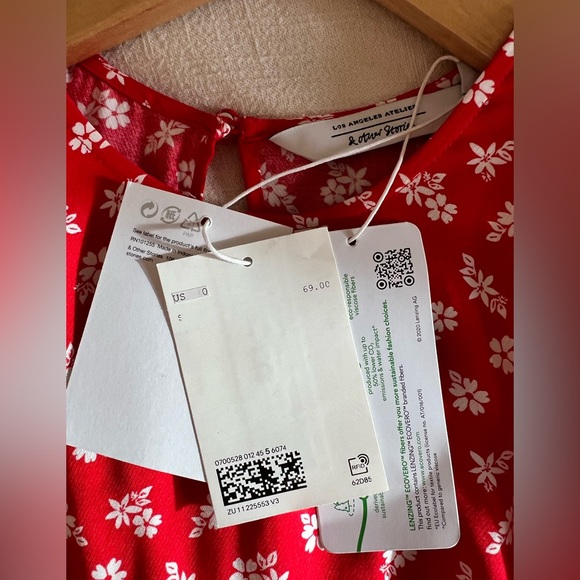 Knot Detail Mini Dress - NWT - Picture 2 of 4